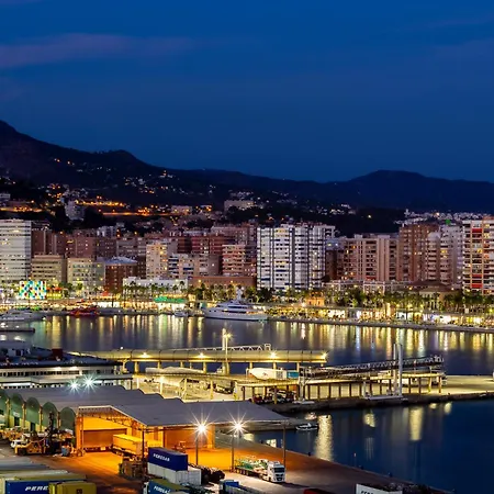Alameda De Colon Solo Familias Malaga