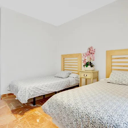 Apartment Alameda De Colon Solo Familias Malaga