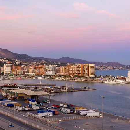 Alameda De Colon Solo Familias Malaga